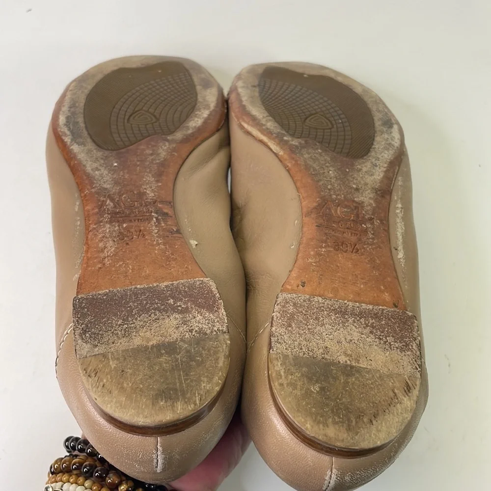 AGL 39 1/2 Tan, ballet flats with buckle